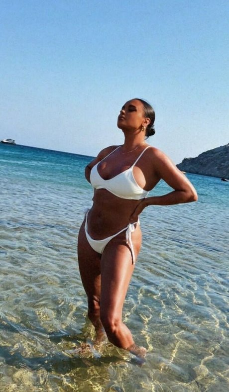 Joy Taylor pornstar beautiful image