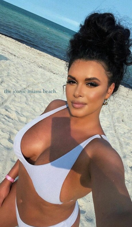 Joy Taylor top actress archive