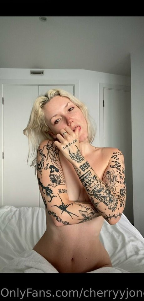 cherryyjones porn actress pic