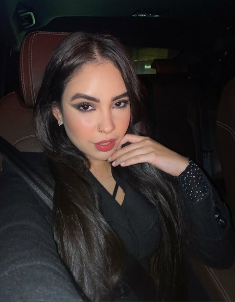 Bruna Balbino pornstar art picture