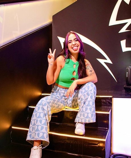 Bruna Balbino porn actress img