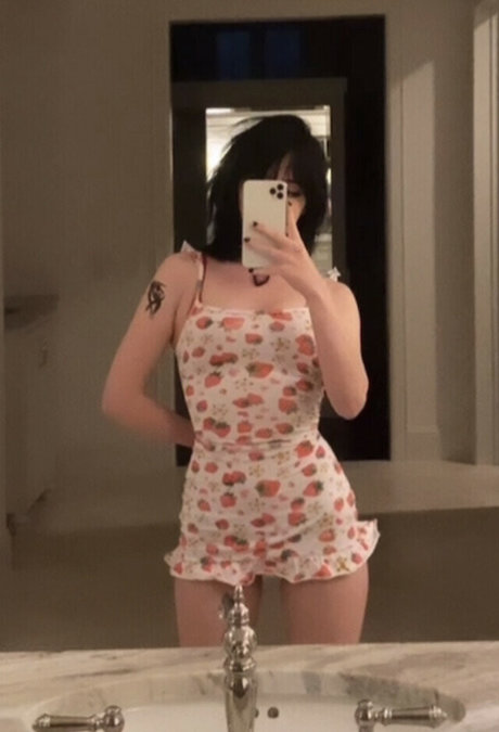 Notdatsrs nude model gallery