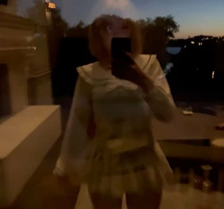 Notdatsrs sexy pornstar gallery