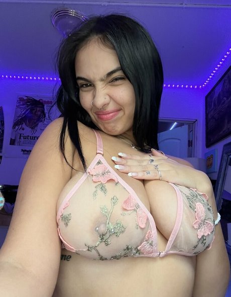 emvlina art actress archive