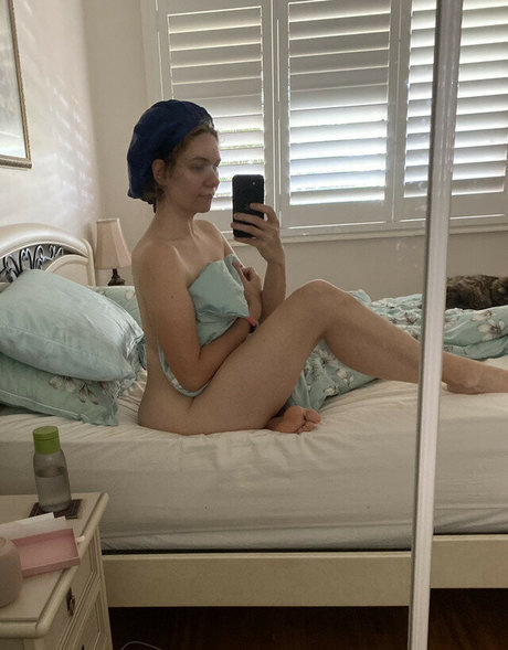 RoxyTall pornstar high quality image