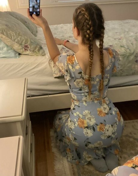 RoxyTall best actress image