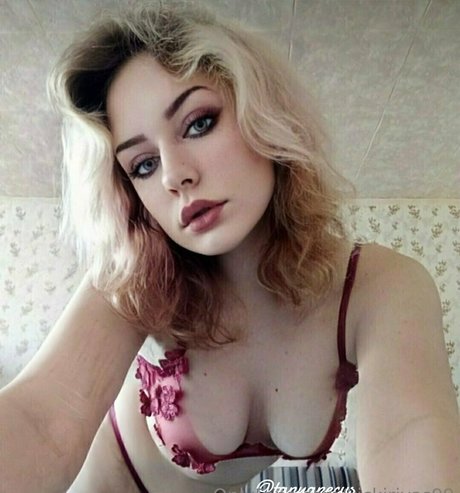 vickirivas99 beautiful star image