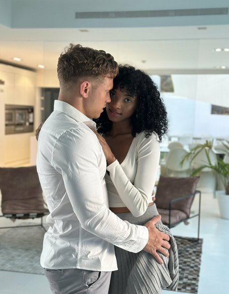 barbie98n nudes model img