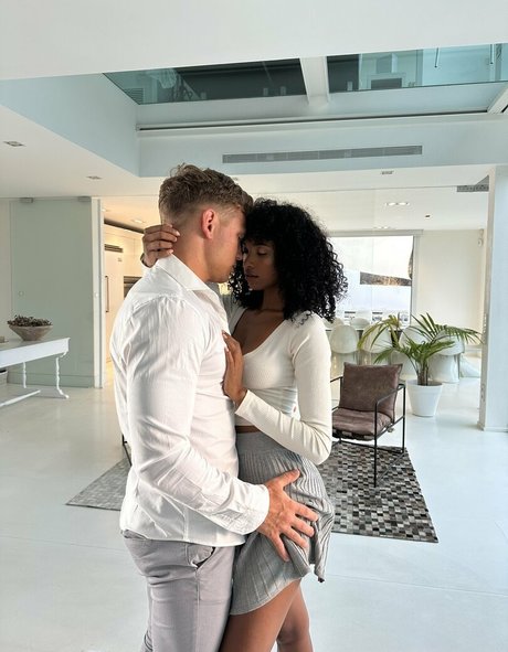 barbie98n star erotic pics