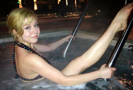 Jennette McCurdy best actress galleries