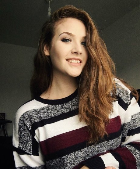 Caitlin Scott beautiful pornstar gallery