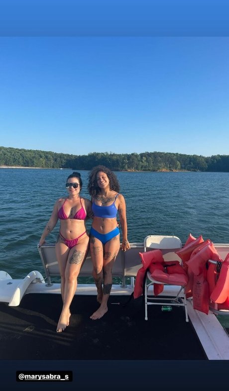 gnati 1995 model sex photo