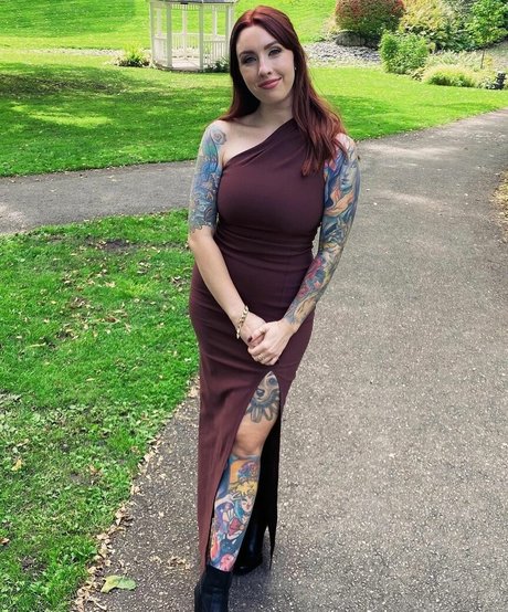 Megan Everett exclusive star images