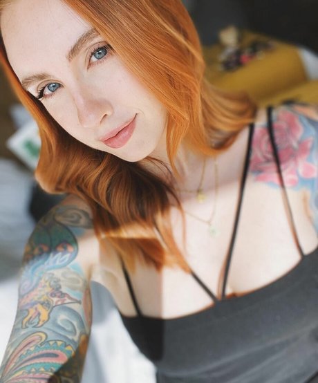 Megan Everett sex model images