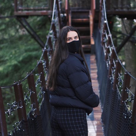 Sarah Butt model art pictures