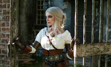 Reilin model erotic archive