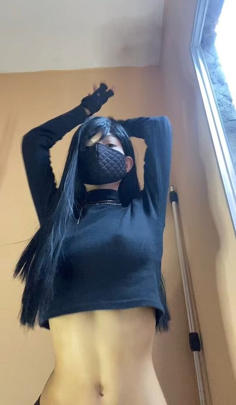 Vamp car nude model pictures