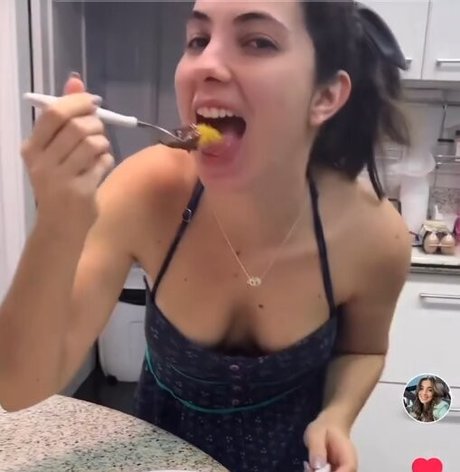 Sweet Carol AMSR nude star image