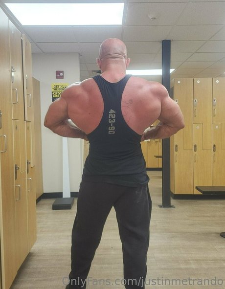 justinmetrando exclusive model img