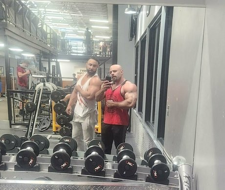 justinmetrando adult model pictures