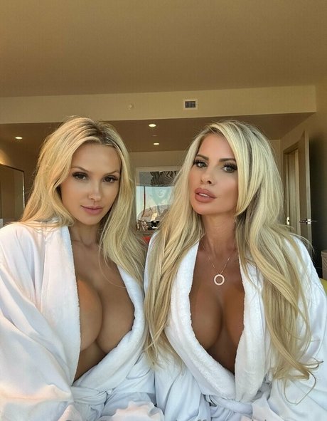 coffeeandcleavage perfect star image