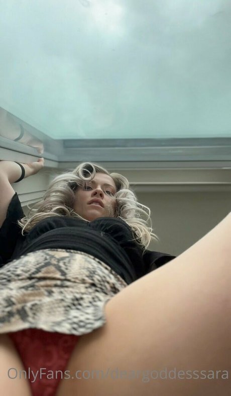 deargoddesssara exclusive actress gallery