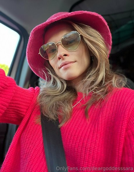 deargoddesssara nudes star image