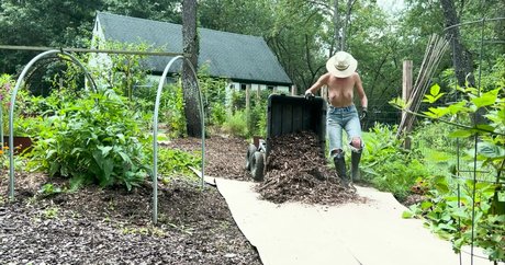 The Naked Gardener top model photos