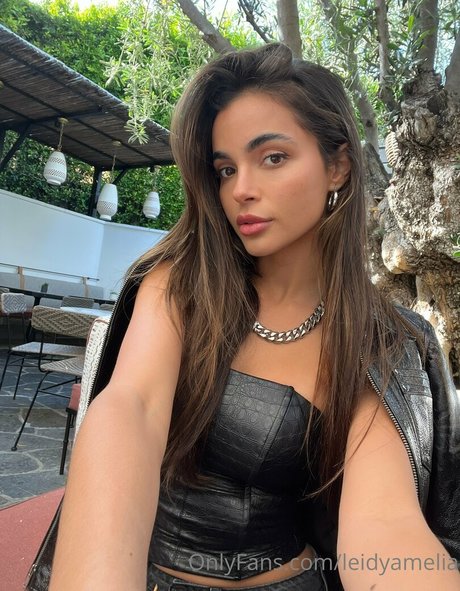 leidyamelia star naked picture