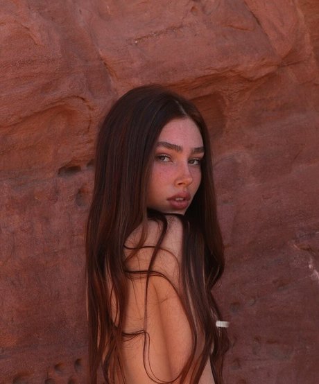 Eden Chanel model sex photos