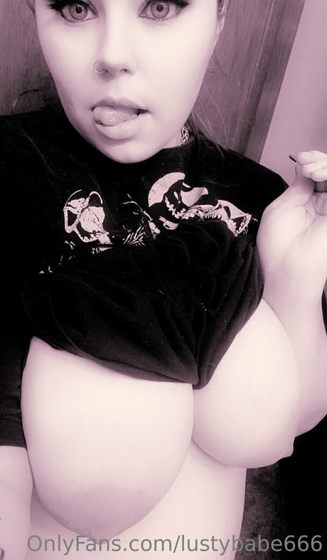 lustybabe666 perfect pornstar pic