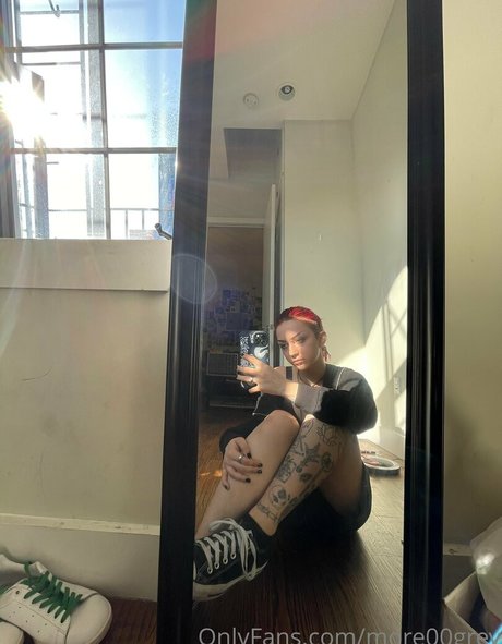 more00grey model high quality img