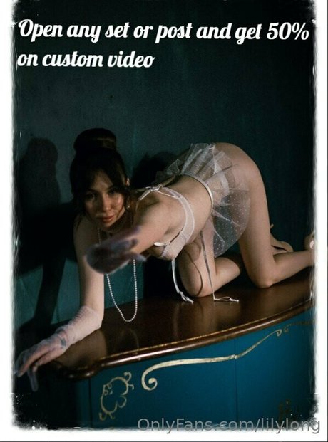 lilylong hot actress photo