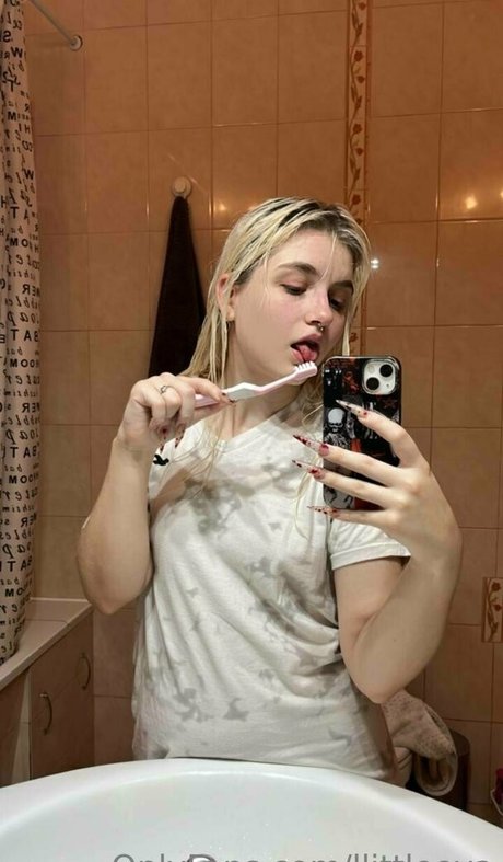 llittleeva model hd pics