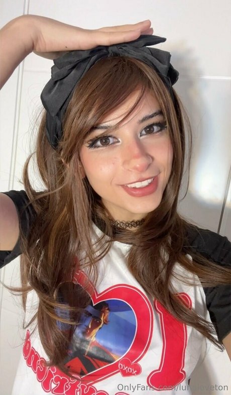 Lunaloveton pornographic star pictures