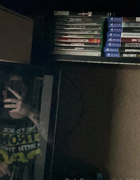 jst 874 actress picture