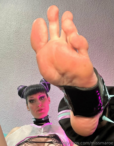 missmaroe pretty model archive