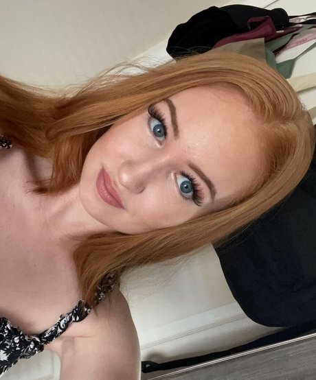 Burinski Twins hd pornstar images