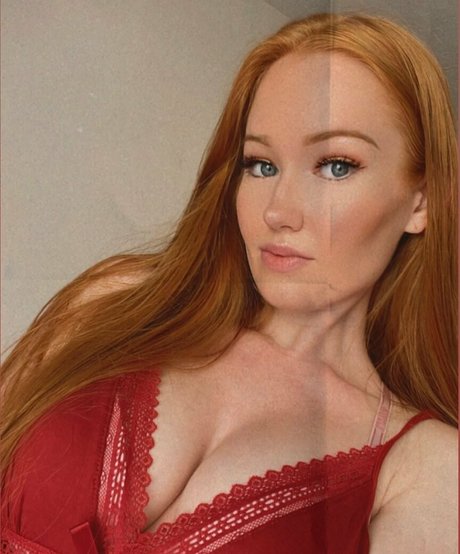 Burinski Twins nude star pic