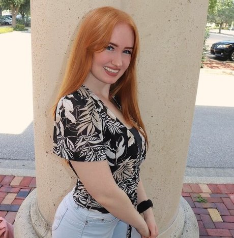 Burinski Twins beautiful actress photo