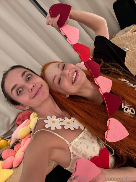 oooopsfree star naked archive