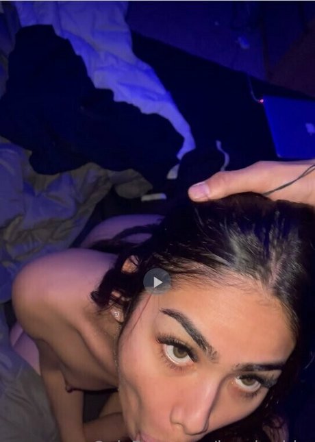 lupebaddy erotic star photo