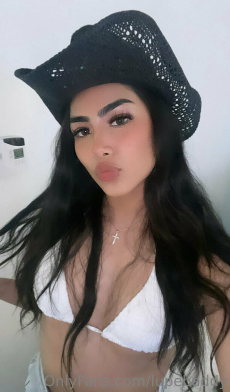 lupebaddy adult model galleries