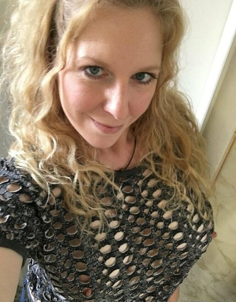 trishw76 star porn photos