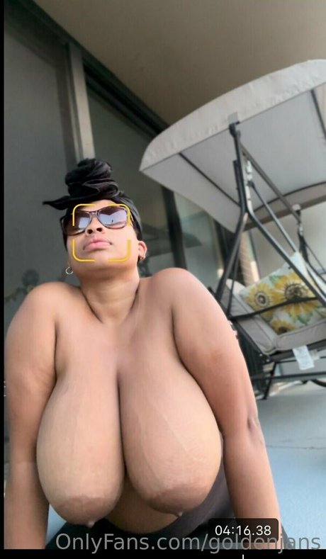 GoldenJans hot actress images