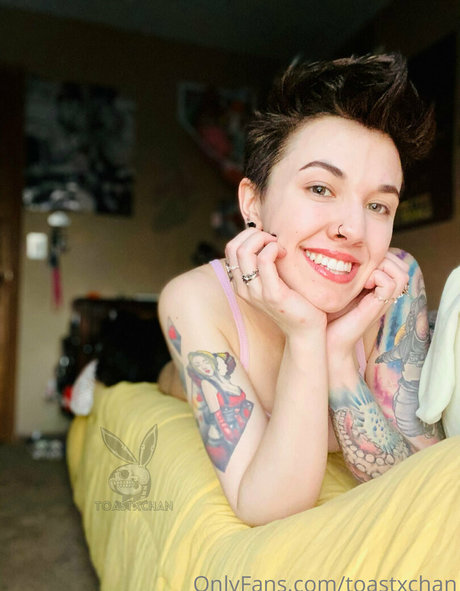 toastxchan model top images