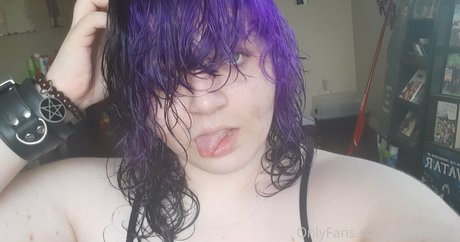 amy lovotomy erotic actress galleries