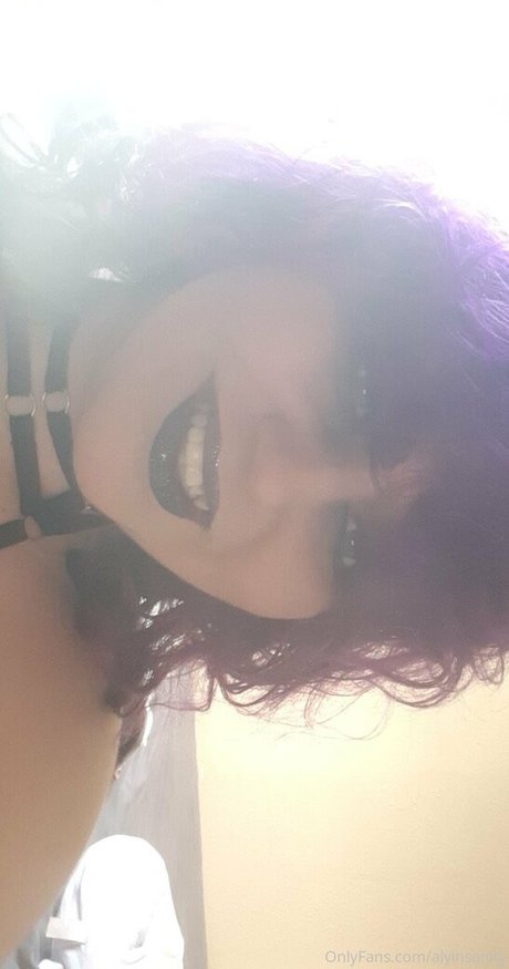 amy lovotomy hot model image