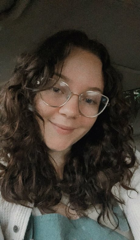 lowkeybabyyy model erotic picture