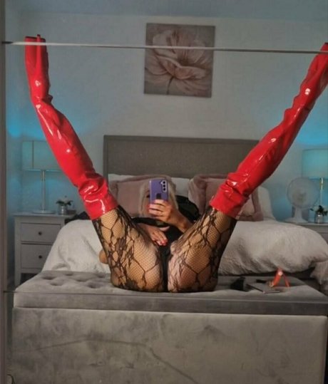 female popular onlyfans beautiful xxx photo